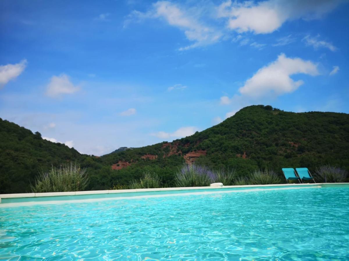 Bed and Breakfast Domaine De Montbarri La Tour-sur-Orb Exterior foto